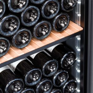 Hylde “Storage” – Velvet 220